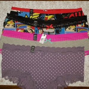 NWT Torrid Lot of 4 Panties Size 2